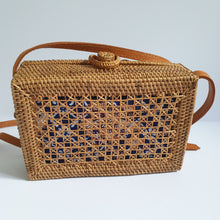 将图片加载到图库查看器,Mini Box Bag