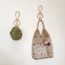 将图片加载到图库查看器,Single Rattan Hook