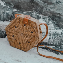 将图片加载到图库查看器,Camila Bag