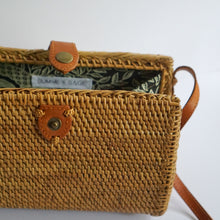 将图片加载到图库查看器,Ellie Bag