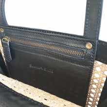 将图片加载到图库查看器,Hazel Tote