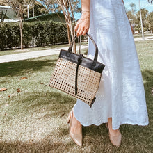 将图片加载到图库查看器,Mini Mia Tote
