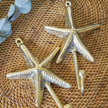 将图片加载到图库查看器,Brass Vintage Hook