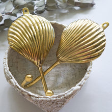将图片加载到图库查看器,Brass Vintage Hook