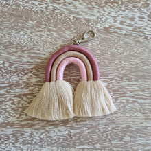 将图片加载到图库查看器,Rainbow Keychain/Bag Charm