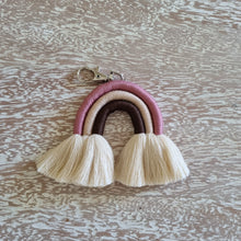 将图片加载到图库查看器,Rainbow Keychain/Bag Charm