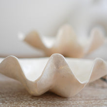 将图片加载到图库查看器,Yuri Clam Bowl