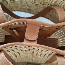 将图片加载到图库查看器,Emma Bag