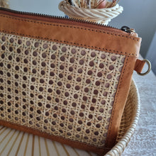 将图片加载到图库查看器,Erin Crossbody Bag