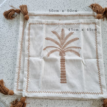 将图片加载到图库查看器,Nua Palm Cushion