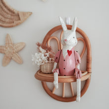 将图片加载到图库查看器,Wooden Bunny Ornarment