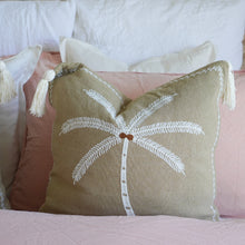 将图片加载到图库查看器,Sumba Palm Cushion Cover