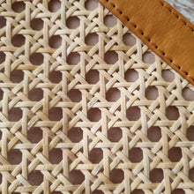 将图片加载到图库查看器,Erin Crossbody Bag