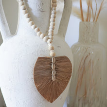 将图片加载到图库查看器,Bonu Wooden beads Hanging