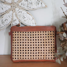 将图片加载到图库查看器,Erin Crossbody Bag