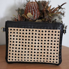 将图片加载到图库查看器,Erin Crossbody Bag
