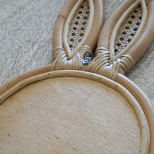 将图片加载到图库查看器,Bunny Mirror