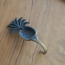 将图片加载到图库查看器,Tropical Brass Wall Hooks