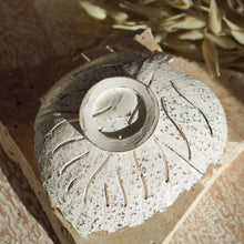将图片加载到图库查看器,Coco Leaf Trinket Dish