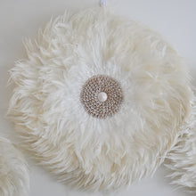 将图片加载到图库查看器,Juju Hat Wall Art