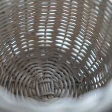 将图片加载到图库查看器,Mr. Koala Rattan Basket