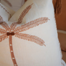 将图片加载到图库查看器,Sumba Palm Cushion Cover