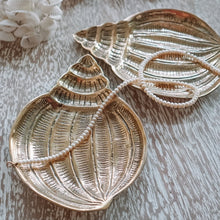 将图片加载到图库查看器,Brass Trinket Dishes