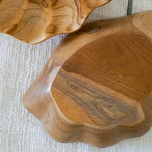 将图片加载到图库查看器,Clam Wooden Trinket Dish