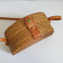 Load image into Gallery viewer, Half Moon Bag (Cross-body Strap)
