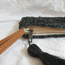 画像をギャラリービューアに読み込む, Raffia Star Clutch Bag
