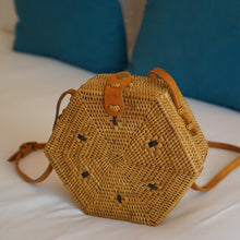 이미지를 갤러리 뷰어에 로드 , Camila Bag
