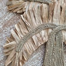 画像をギャラリービューアに読み込む, Raffia Palm Wall Decor
