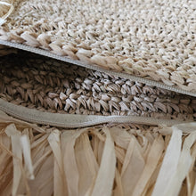 将图片加载到图库查看器，Batu Raffia Oblong Cushion
