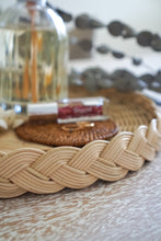 이미지를 갤러리 뷰어에 로드 , Galia Rattan Tray

