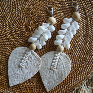 Kiki Leaf Shell Keychains