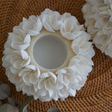 Load image into Gallery viewer, Flower Shell Tealight Holder
