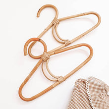 이미지를 갤러리 뷰어에 로드 , Mini Rattan Hangers (3 styles)
